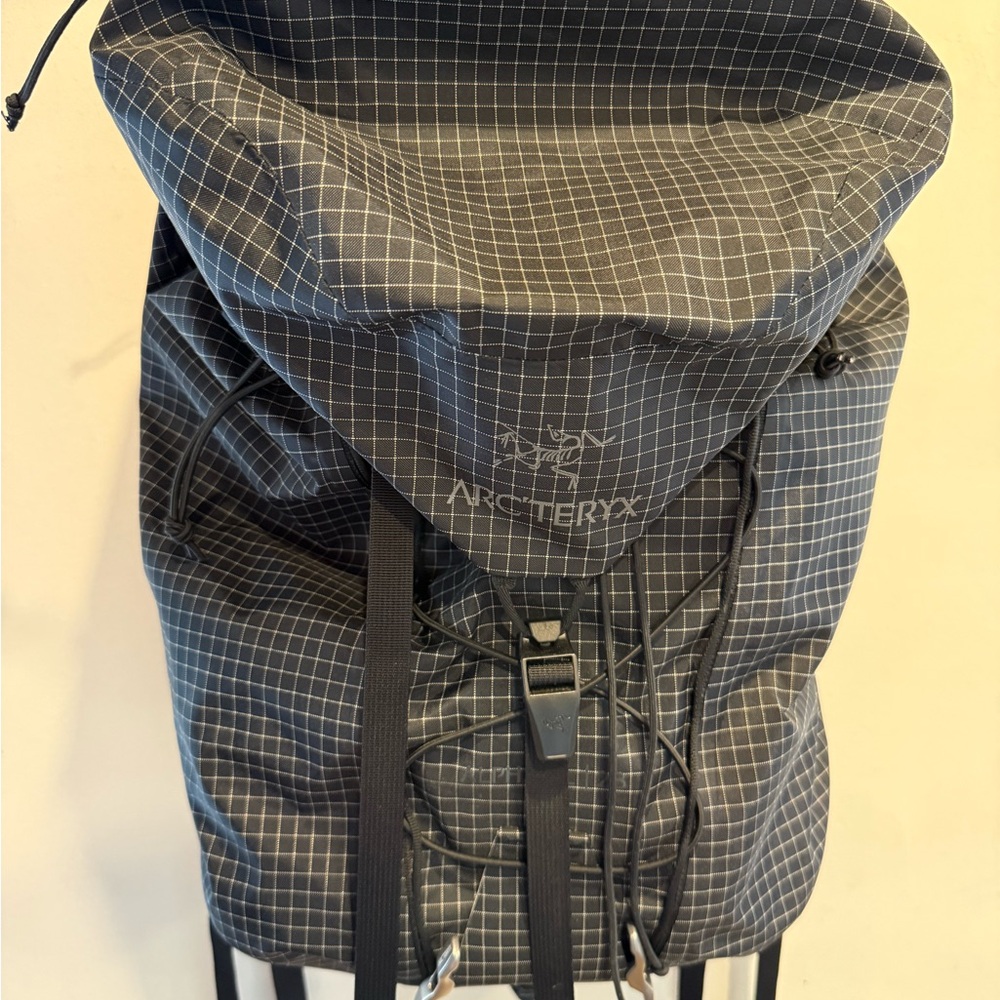 Arc'teryx Gray/Black Checkered Men's Backpack